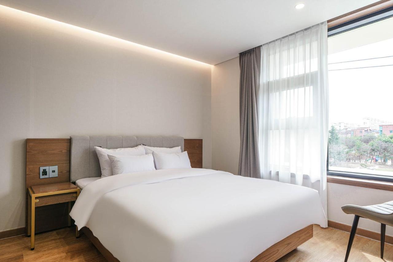 Browndot Hotel Jeonju Ajung Exterior foto