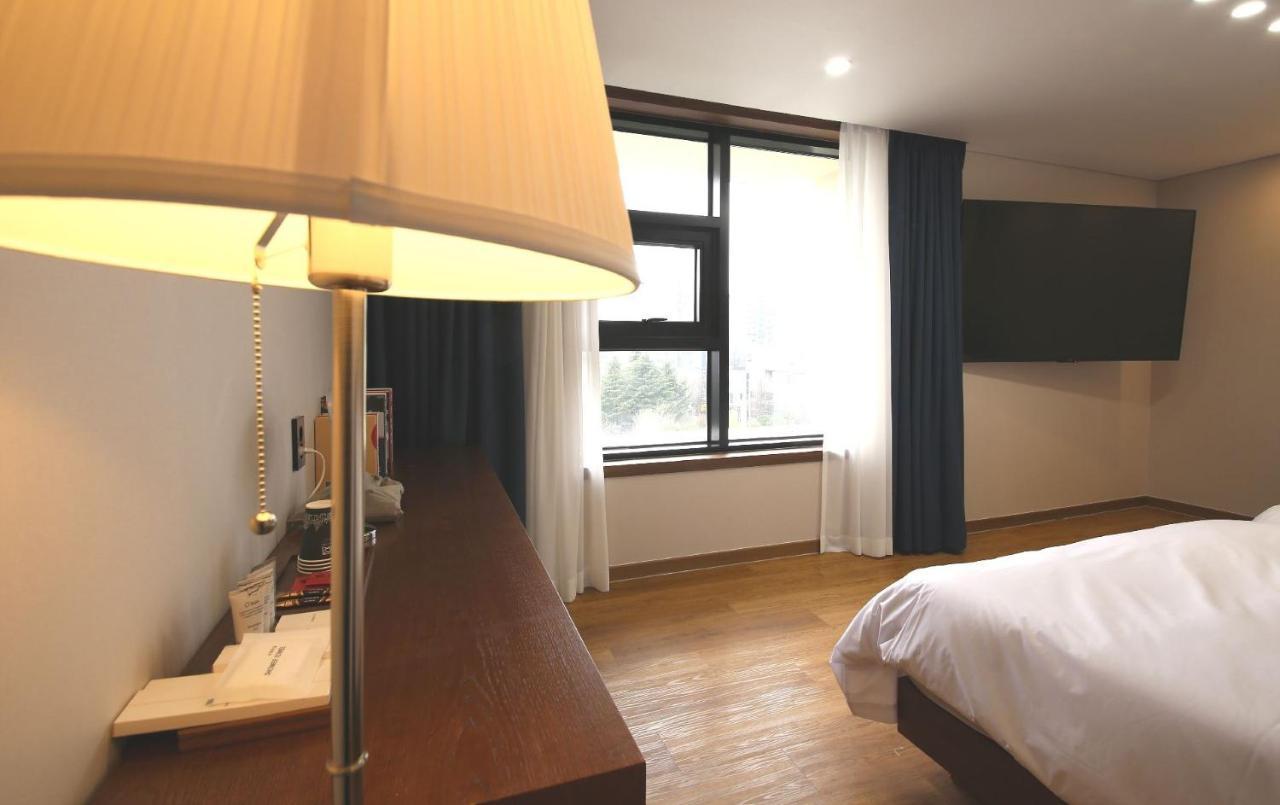 Browndot Hotel Jeonju Ajung Exterior foto